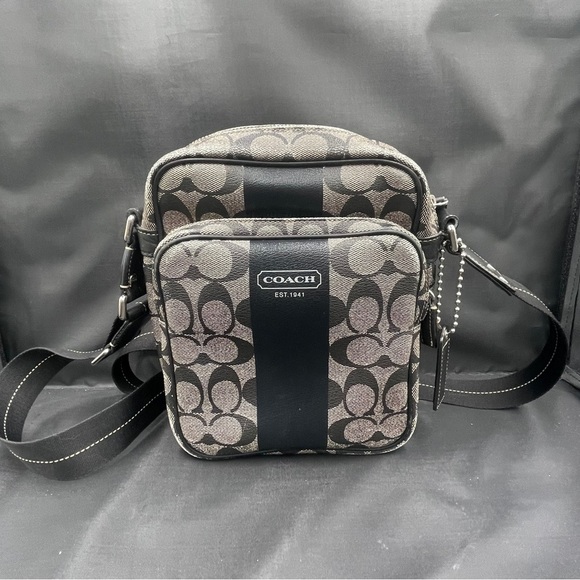 Coach Handbags - Coach Heritage Stripe Flight Shoulder Bag